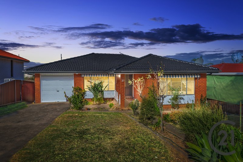 37 Birkdale Crescent, Liverpool NSW 2170