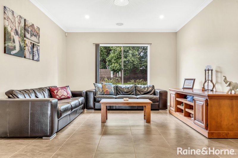 Photo - 37 Bluegum Circuit, Riddells Creek VIC 3431 - Image 12