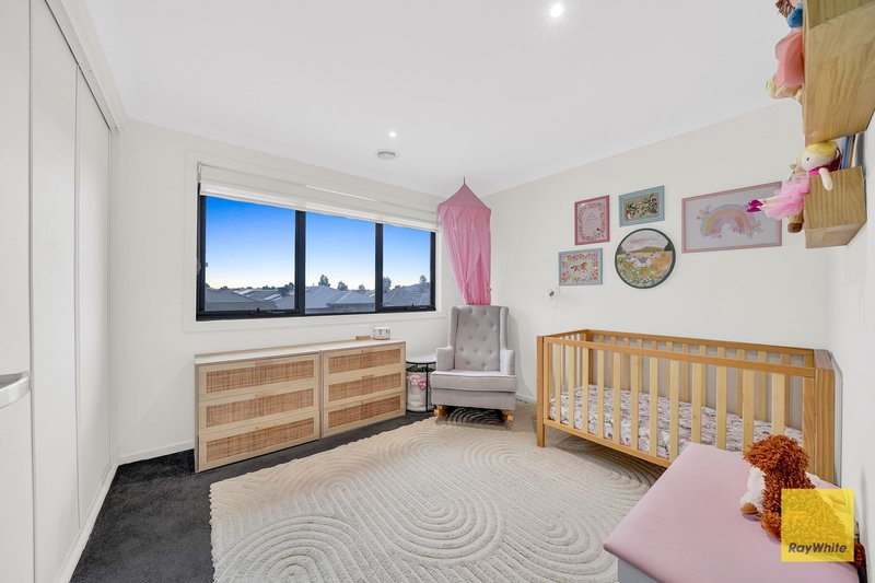 Photo - 37 Bodalla Drive, Tarneit VIC 3029 - Image 13