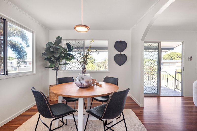 Photo - 37 Bokirana Crescent, Kirwan QLD 4817 - Image 4