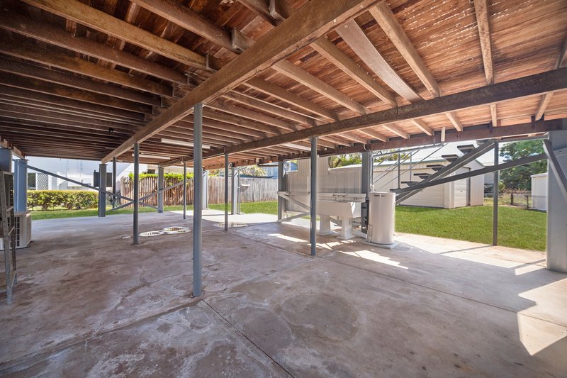 Photo - 37 Bokirana Crescent, Kirwan QLD 4817 - Image 12