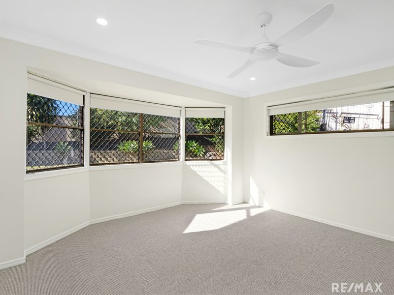 Photo - 37 Bonogin Road, Mudgeeraba QLD 4213 - Image 8