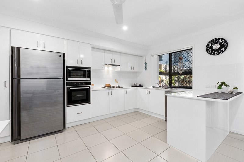 Photo - 3/7 Border Drive North, Currumbin Waters QLD 4223 - Image 8