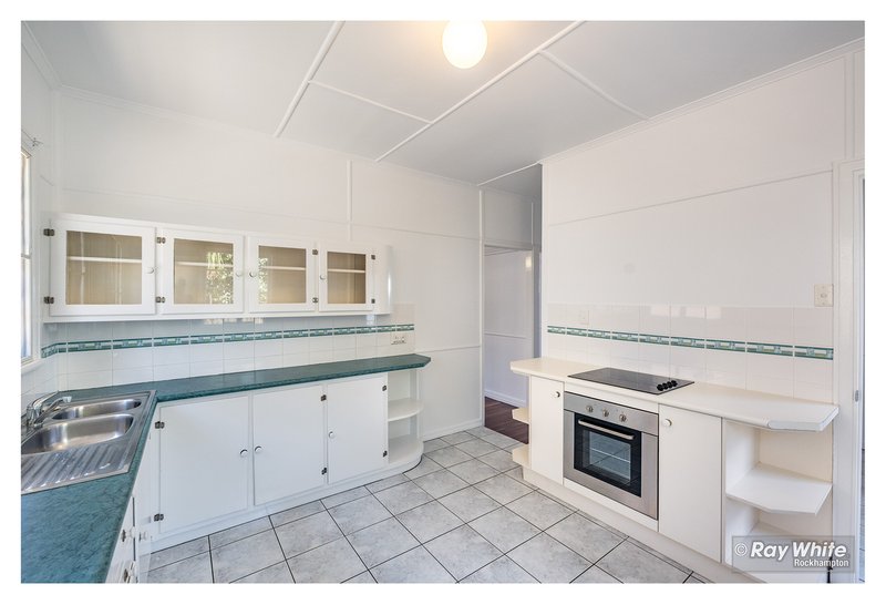 Photo - 37 Brae Street, The Range QLD 4700 - Image 20