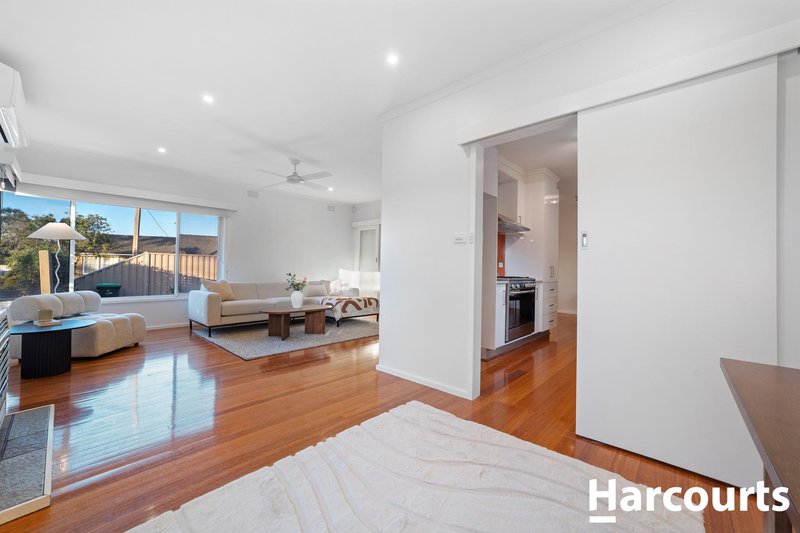 Photo - 37 Branton Road, Hoppers Crossing VIC 3029 - Image 3