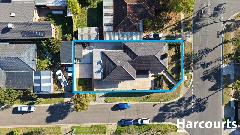 Photo - 37 Branton Road, Hoppers Crossing VIC 3029 - Image 16