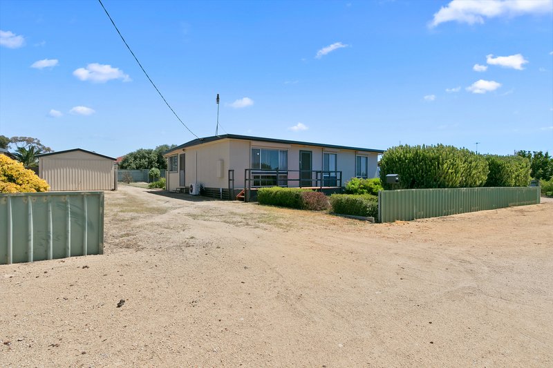 Photo - 37 Bridge Road, Ardrossan SA 5571 - Image 2