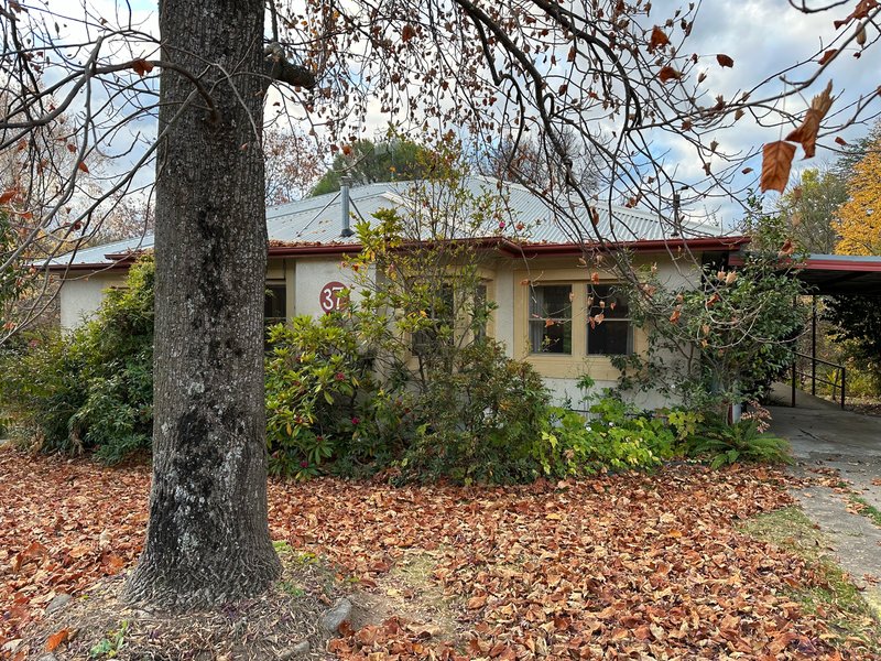 37 Bridge Street, Tumbarumba NSW 2653