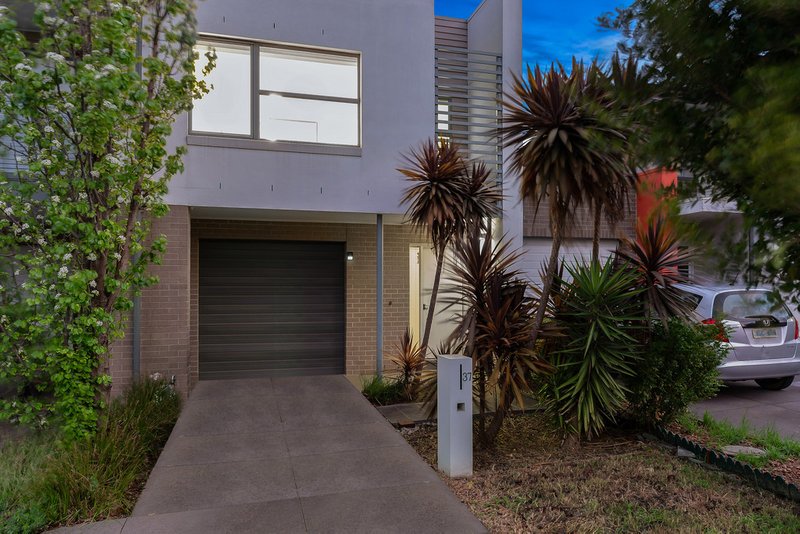 37 Brunton Crescent, Mulgrave VIC 3170