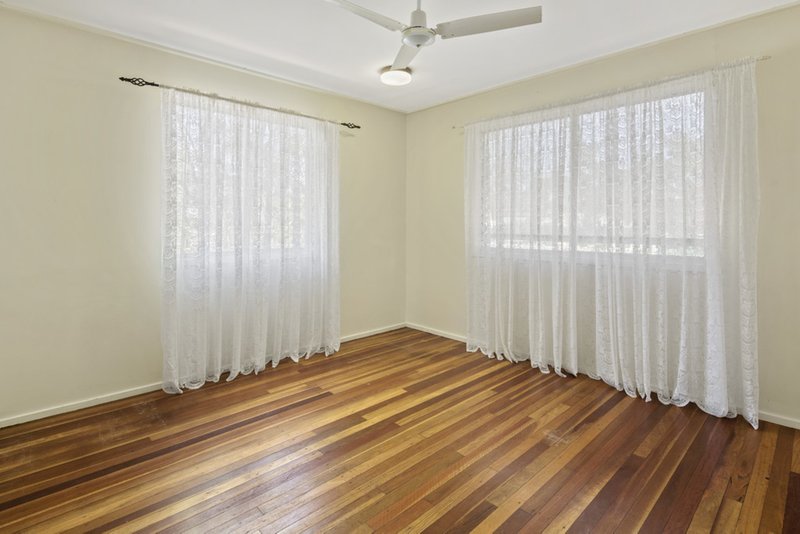 Photo - 37 Buccleugh Street, Moffat Beach QLD 4551 - Image 9