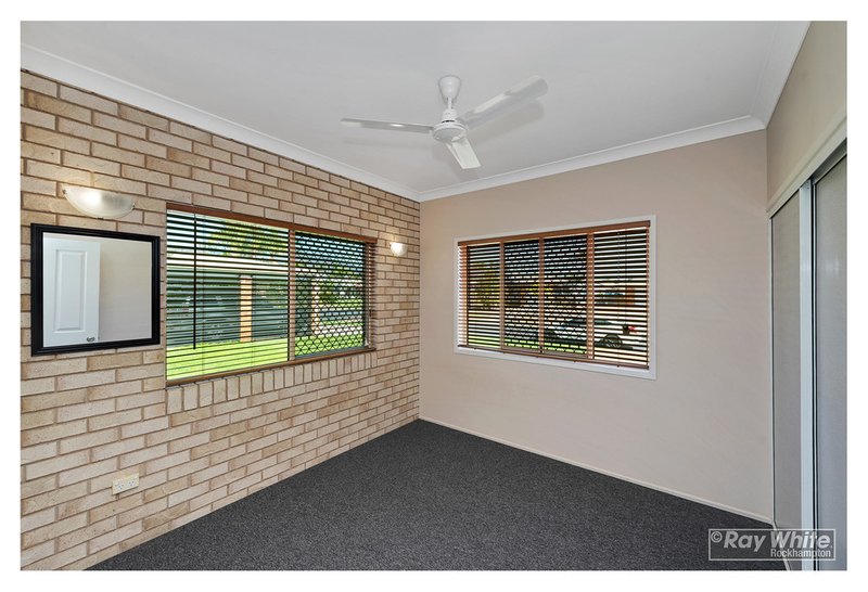 Photo - 37 Bulman Street, Norman Gardens QLD 4701 - Image 14