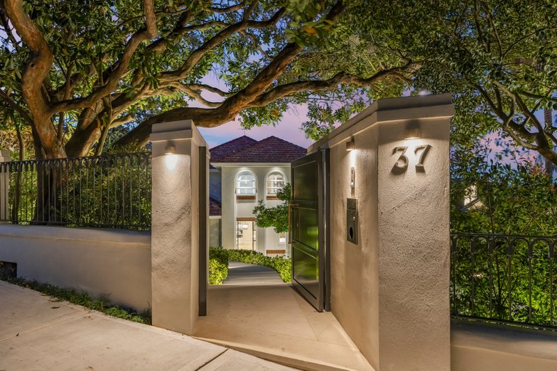 Photo - 37 Bundarra Road, Bellevue Hill NSW 2023 - Image 3