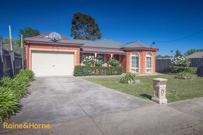 Photo - 37 Calder Highway, Diggers Rest VIC 3427 - Image 5