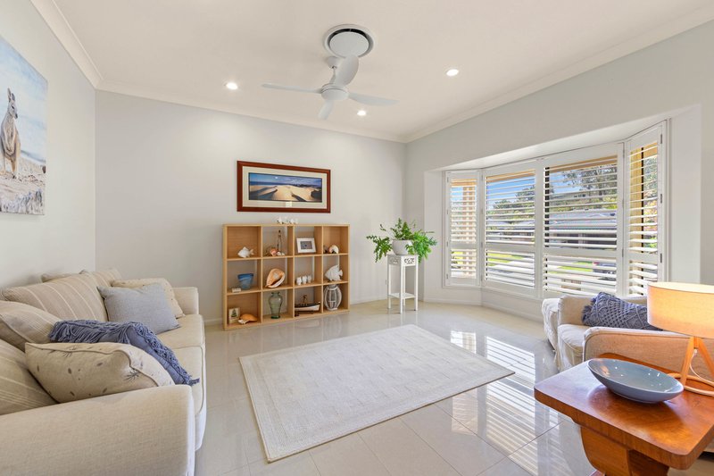 Photo - 37 Callicarpa Street, Reedy Creek QLD 4227 - Image 3