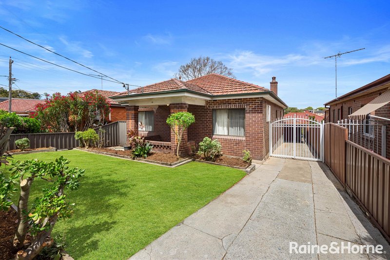 37 Caroline Street, Kingsgrove NSW 2208