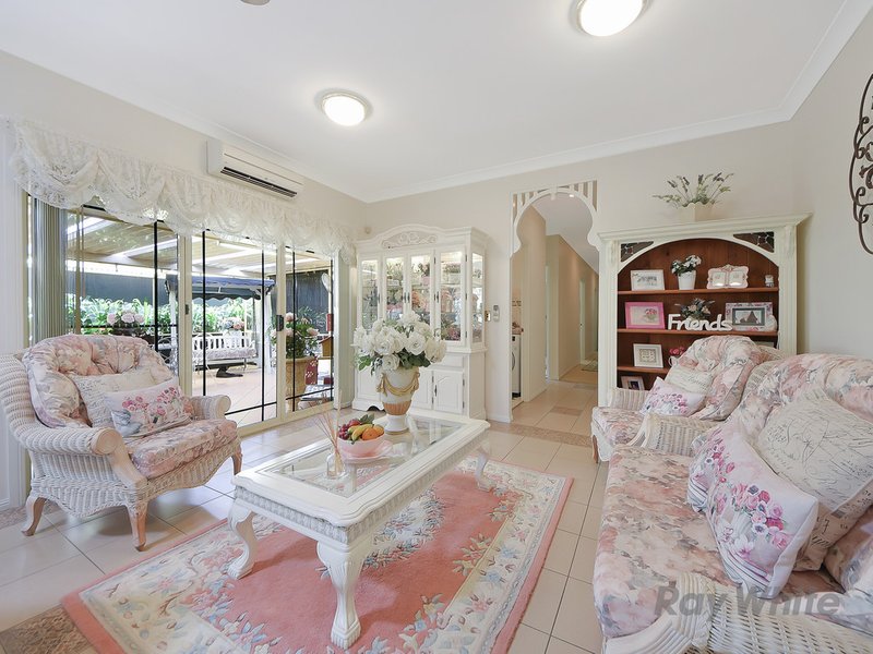 Photo - 37 Castle Hill Drive, Murrumba Downs QLD 4503 - Image 10