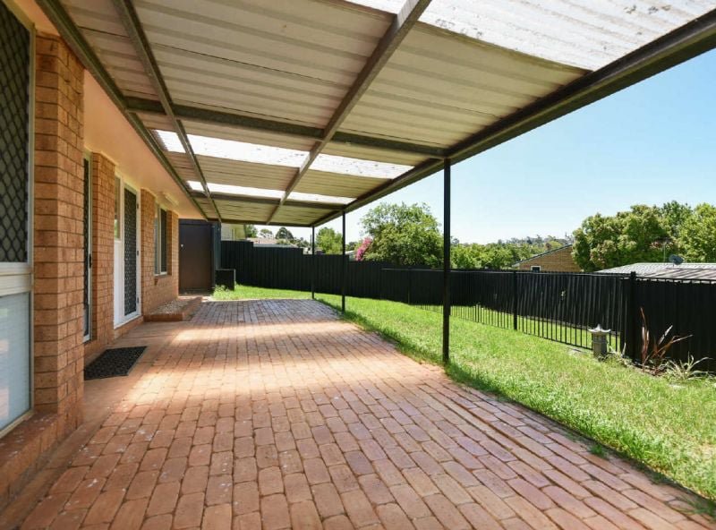 Photo - 37 Champagne Crescent, Wilsonton Heights QLD 4350 - Image 12