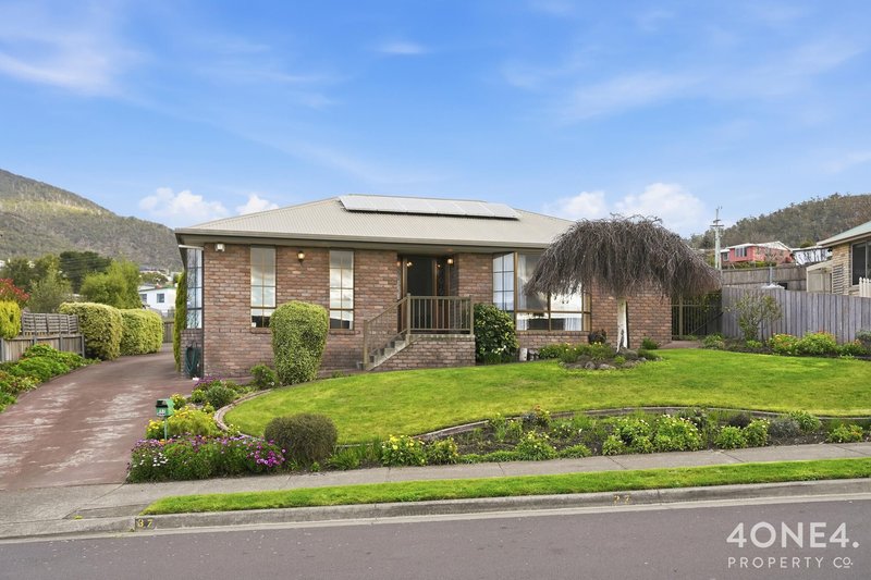 Photo - 37 Chardonnay Drive, Berriedale TAS 7011 - Image 1