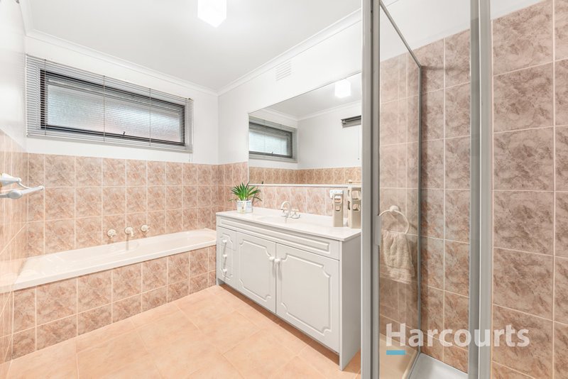 Photo - 37 Chartwell Drive, Wantirna VIC 3152 - Image 10