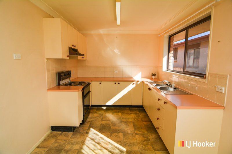 Photo - 37 Chifley Road, Lithgow NSW 2790 - Image 2