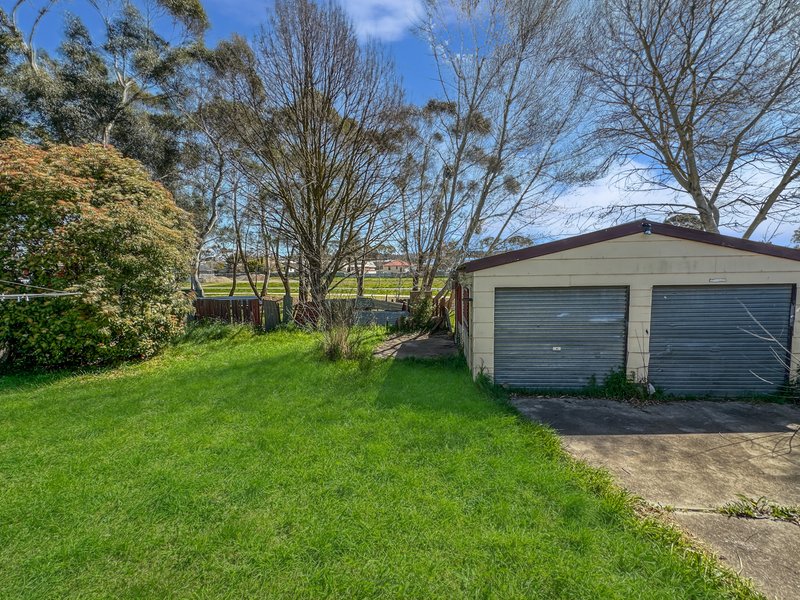 Photo - 37 Churchill Street, Goulburn NSW 2580 - Image 12