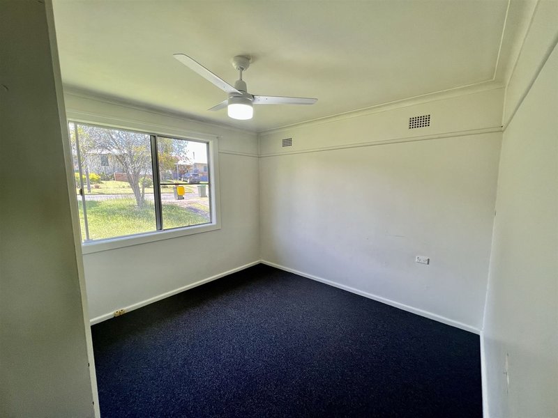 Photo - 37 Clarence Ryan Avenue, West Kempsey NSW 2440 - Image 4