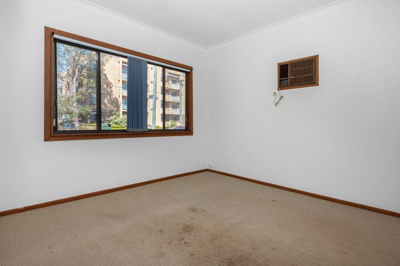 Photo - 37 Clifton Street, Blacktown NSW 2148 - Image 3