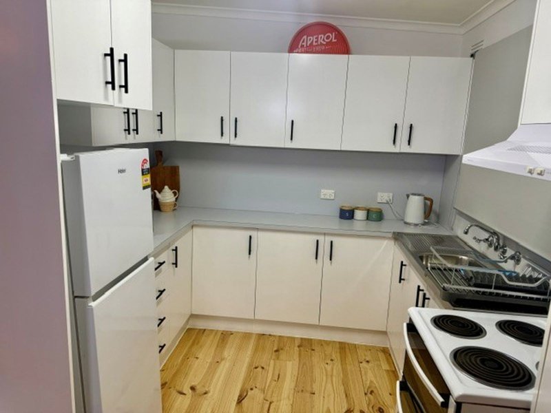 Photo - 37 Coatsworth Avenue, St Leonards VIC 3223 - Image 9