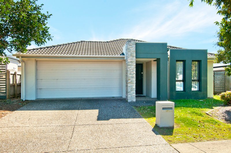 37 Coldstream Way, Holmview QLD 4207