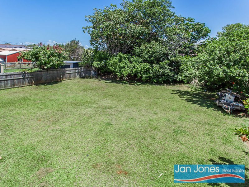 Photo - 37 Collins Street, Woody Point QLD 4019 - Image 14