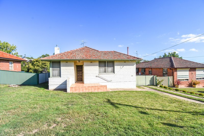 37 Commonwealth Street, West Bathurst NSW 2795