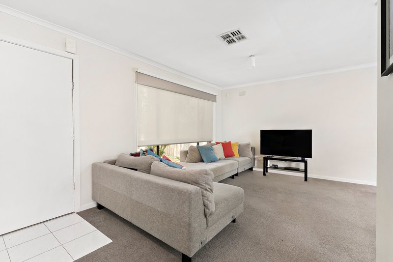 Photo - 3/7 Condah Court, Ashwood VIC 3147 - Image 3