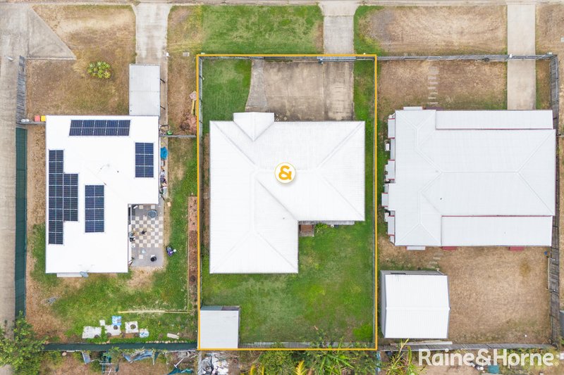Photo - 37 Constance Drive, Kelso QLD 4815 - Image 12