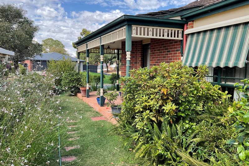 Photo - 37 Cornish Street, Cobram VIC 3644 - Image 4