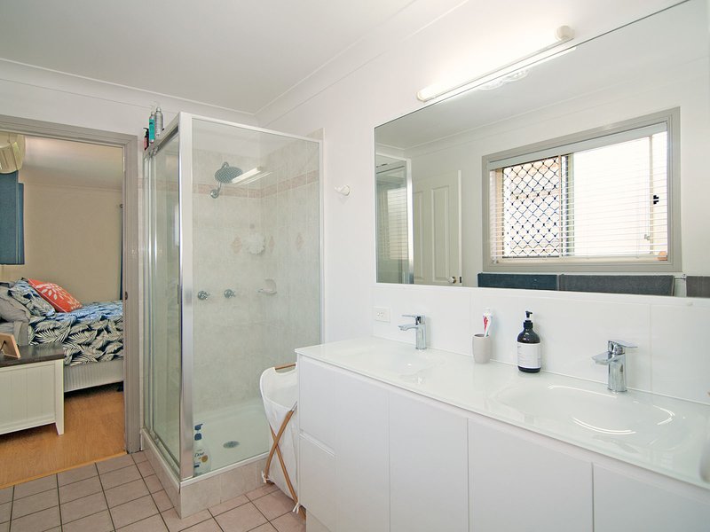 Photo - 37 Cosette Street, Bracken Ridge QLD 4017 - Image 12