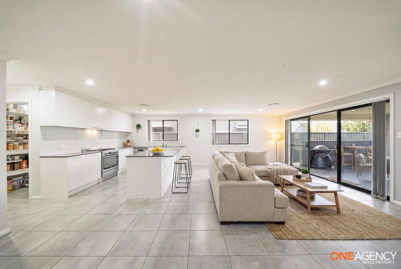 Photo - 37 Courtney Loop, Oran Park NSW 2570 - Image 6