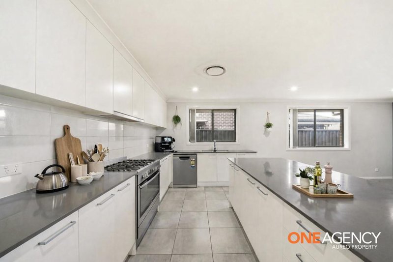 Photo - 37 Courtney Loop, Oran Park NSW 2570 - Image 8