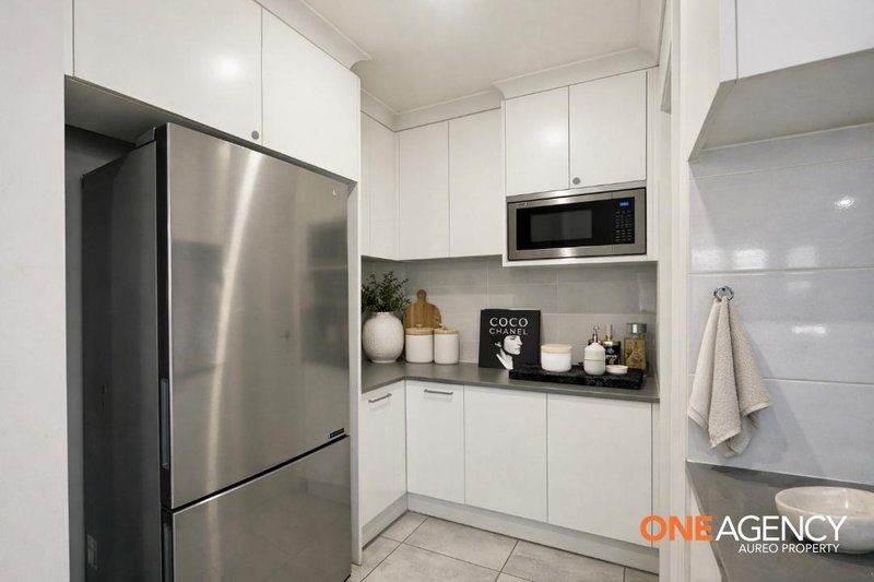 Photo - 37 Courtney Loop, Oran Park NSW 2570 - Image 10