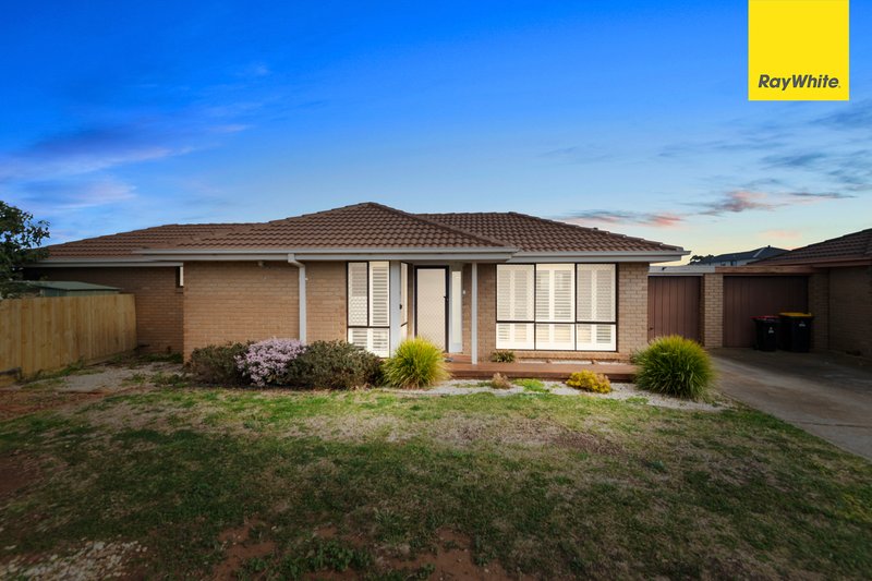 Photo - 3/7 Coventry Place, Melton South VIC 3338 - Image 2