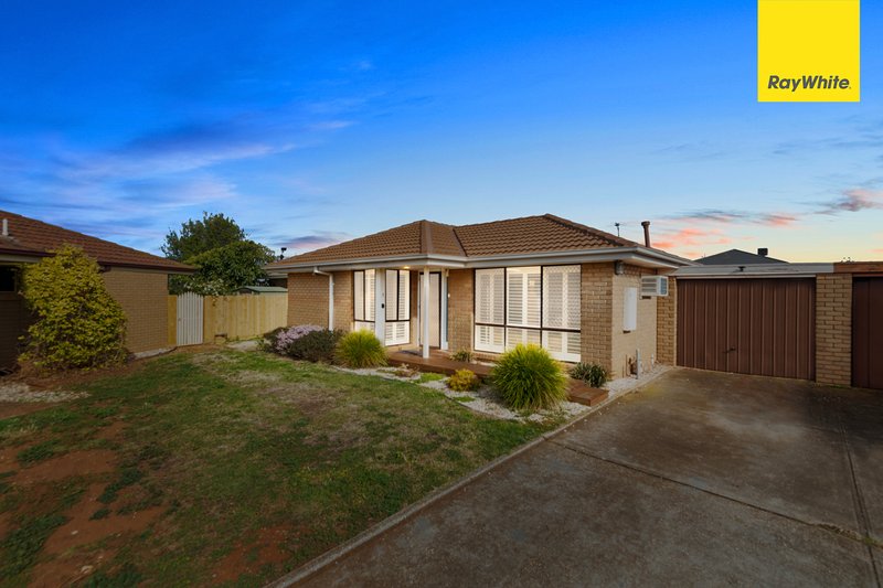 Photo - 3/7 Coventry Place, Melton South VIC 3338 - Image 3