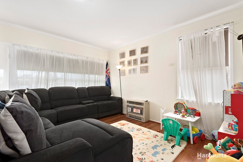 Photo - 37 Crimson Drive, Doveton VIC 3177 - Image 3