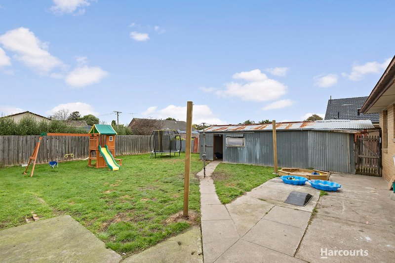 Photo - 37 Crimson Drive, Doveton VIC 3177 - Image 8