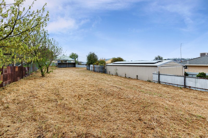 Photo - 37 Crown Street, Junee NSW 2663 - Image 8