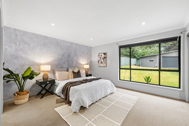 Photo - 37 Cupania Crescent, Garden Suburb NSW 2289 - Image 8