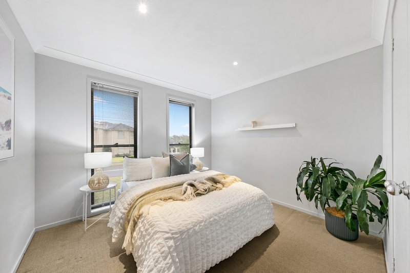 Photo - 37 Cupania Crescent, Garden Suburb NSW 2289 - Image 10