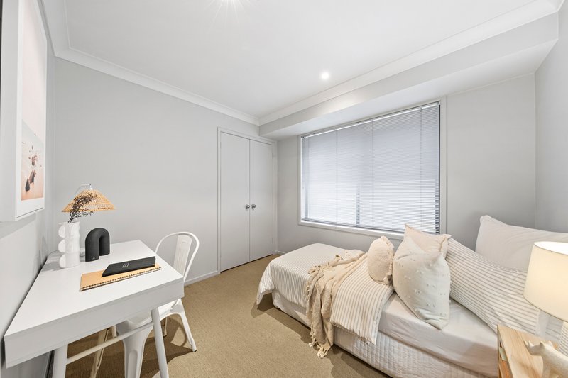 Photo - 37 Cupania Crescent, Garden Suburb NSW 2289 - Image 12