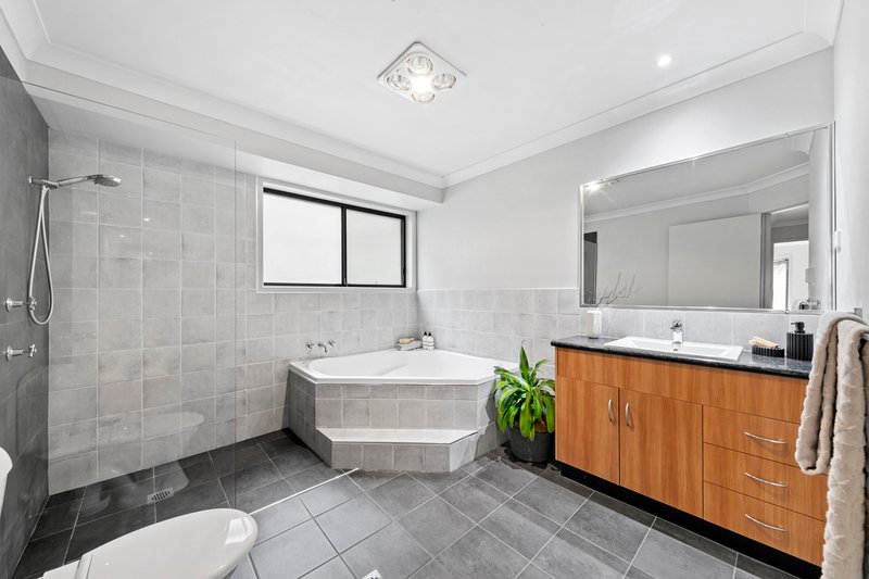 Photo - 37 Cupania Crescent, Garden Suburb NSW 2289 - Image 13