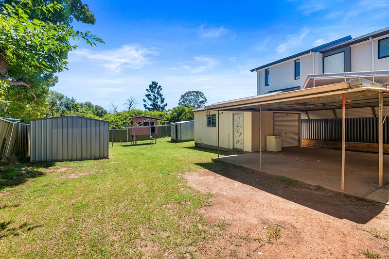 Photo - 37 Cutcliffe Avenue, Regents Park NSW 2143 - Image 9