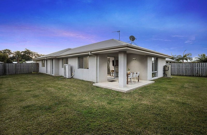 Photo - 37 Cypress Circuit, Coomera QLD 4209 - Image 3