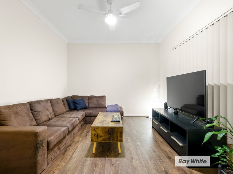 Photo - 37 Dandenong Street, Forest Lake QLD 4078 - Image 10